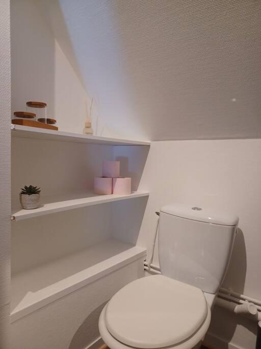 Le Citadin Aeroport Beauvais Paris Apartment Exterior photo